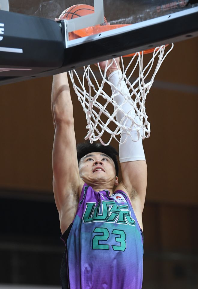 爱游戏平台-山东男篮内部会议纪要流出：国际比赛日复出首秀，CBA季后赛使命明确，医务组通报恢复的简单介绍